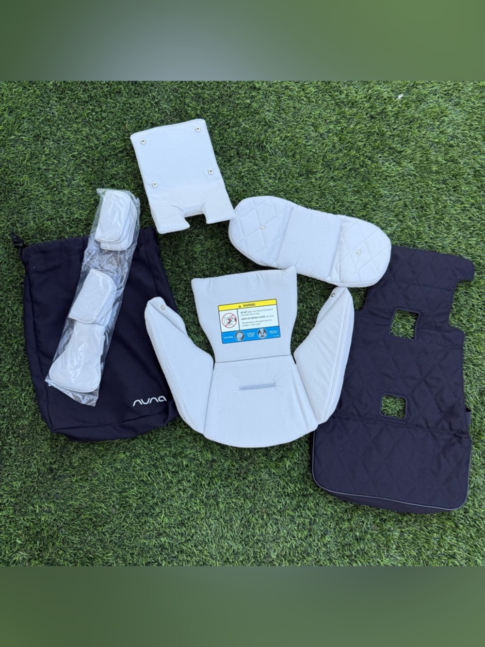 Nuna Light Gray EXEC Car Seat Insert Set